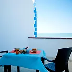 In Riva Al Mare 3*